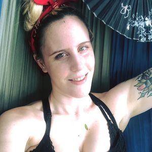 Meet your Posher, Mikayla